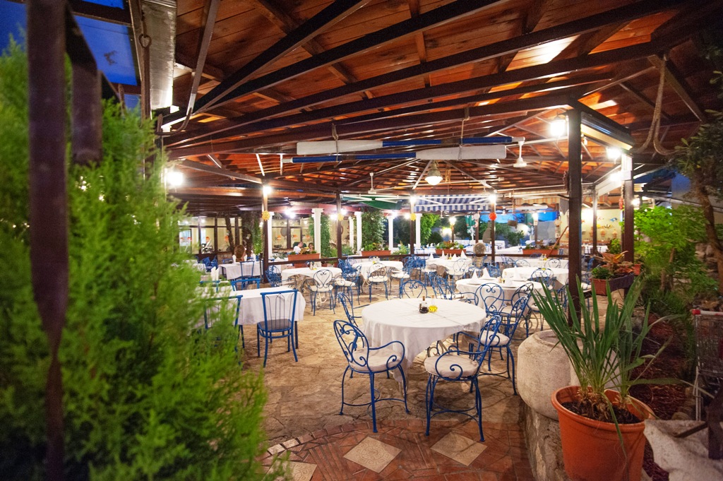 Restaurant JADRAN kod Krsta | Find in Montenegro